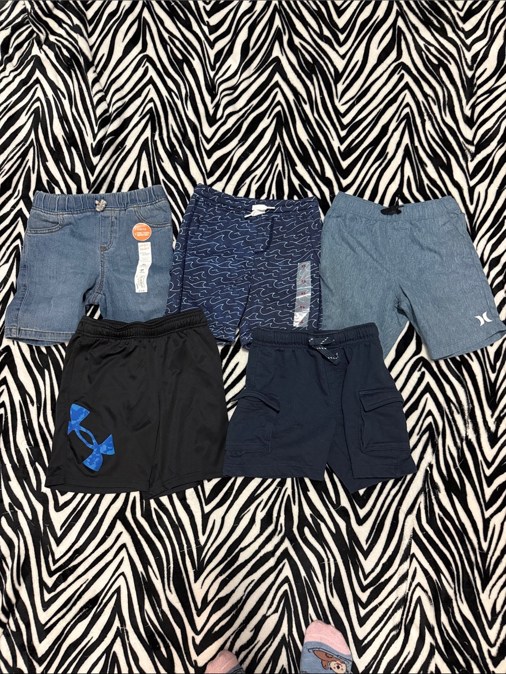 Like NEW! Boys size 5/6 shorts bundle